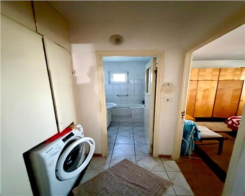 Apartament 3 camere, decomandat, in Ploiesti, Malu Rosu.