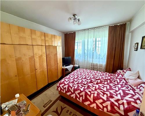 Apartament 3 camere, decomandat, in Ploiesti, Malu Rosu.