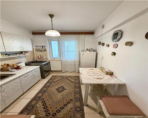 Apartament 3 camere, decomandat, in Ploiesti, Malu Rosu.