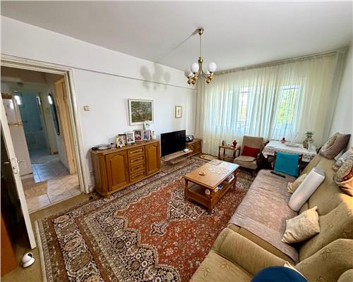 Apartament 3 camere, decomandat, in Ploiesti, Malu Rosu.