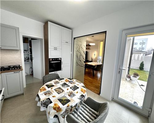 Vanzare vila 4 camere, in Ploiesti, Cartier Albert