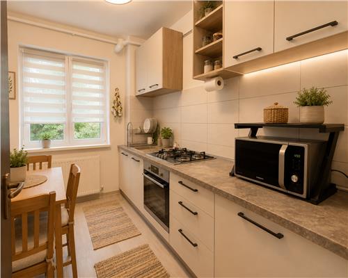 Inchiriere apartament 4 camere, modern,decomandat, zona Nord, Ploiesti