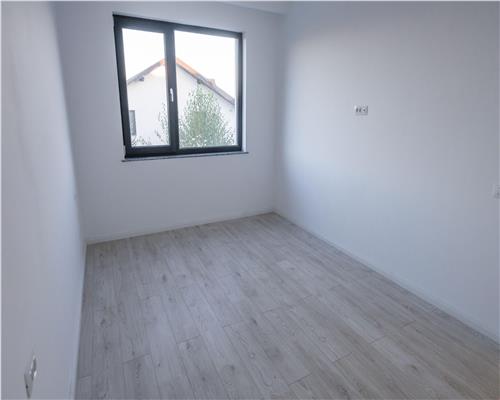 Casa 5 camere, constructie noua, in Strejnicu