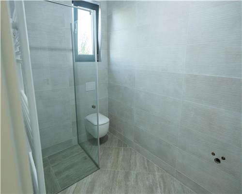 Casa 5 camere, constructie noua, in Strejnicu