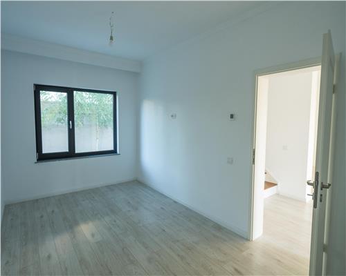 Casa 5 camere, constructie noua, in Strejnicu