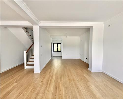 Casa 5 camere, constructie noua, in Strejnicu