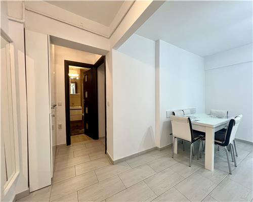 Apartament 2 camere, renovat, ultracentral, Ploiesti