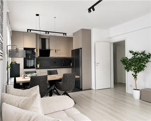 Apartament 2 camere de lux, parcare , Mrs. Country