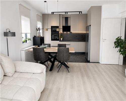 Apartament 2 camere de lux, parcare , Mrs. Country