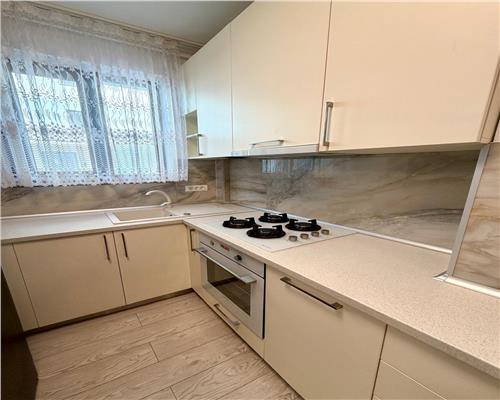 Apartament 3 camere, mobilat si utilat,parcare proprie,Albert Ploiesti