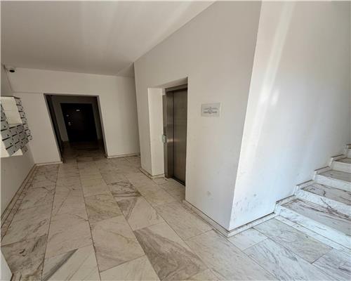 Apartament 3 camere, mobilat si utilat,parcare proprie,Albert Ploiesti