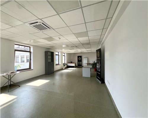 Spatii birouri de la 20 mp pana la 166 mp, zona centrala, Ploiesti