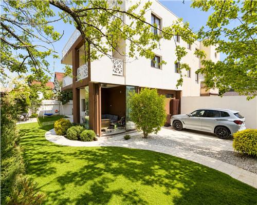 Casa 4 camere, 4 bai, mobilata si utilata, Ploiesti, zona Albert.