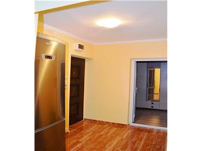 Inchiriere apartament 3 camere, modern, zona Cina, Ploiesti