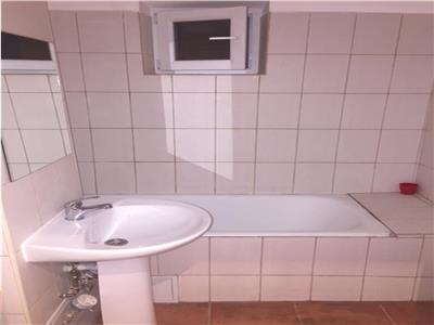 Inchiriere apartament 4 camere, Ploiesti, zona Republicii