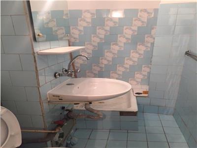 Inchiriere apartament 4 camere, Ploiesti, zona Republicii