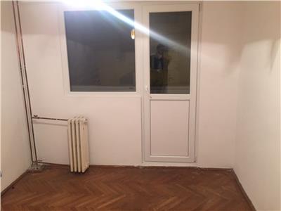 Inchiriere apartament 4 camere, Ploiesti, zona Republicii