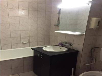 Inchiriere apartament birouri, Ploiesti, zona Piata Mihai Viteazu