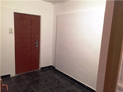 Inchiriere apartament birouri, Ploiesti, zona Piata Mihai Viteazu