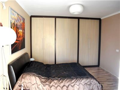 Inchiriere vila de lux, P+1+M, 2 camere, zona centrala, Ploiesti