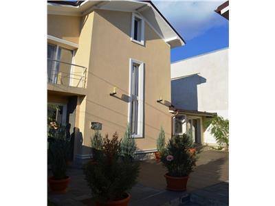 Inchiriere vila de lux, P+1+M, 2 camere, zona centrala, Ploiesti