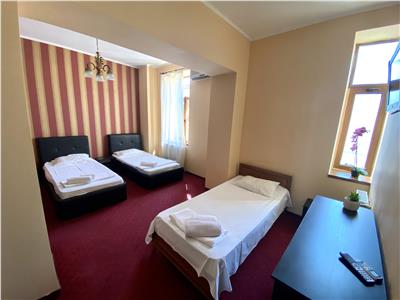 Hotel, cl?dire 18 camere, in Ploie?ti, ultracentral