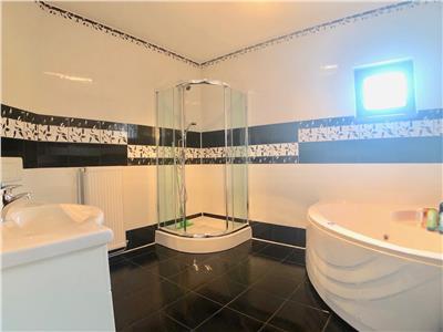 Vila moderna, 4 camere, P+1E, curte superba, langa parc Bucov
