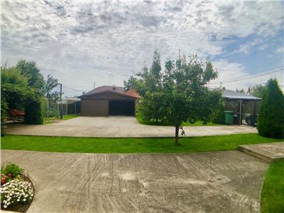 Vila moderna, 4 camere, P+1E, curte superba, langa parc Bucov