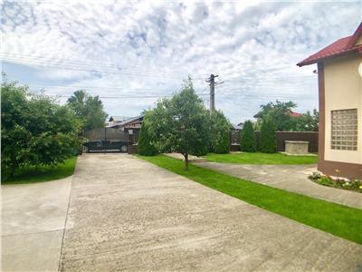 Vila moderna, 4 camere, P+1E, curte superba, langa parc Bucov