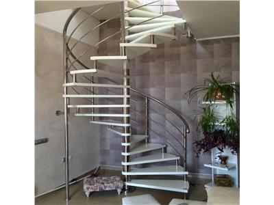 Vila P+1E pretabila salon infrumusetare 5 camere ultracentral Ploiesti