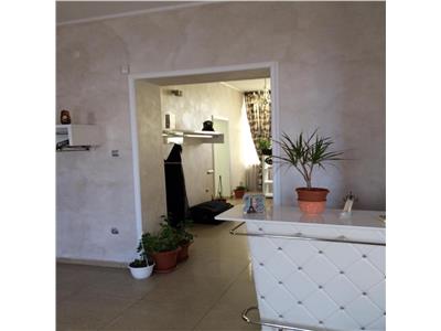 Vila P+1E pretabila salon infrumusetare 5 camere ultracentral Ploiesti